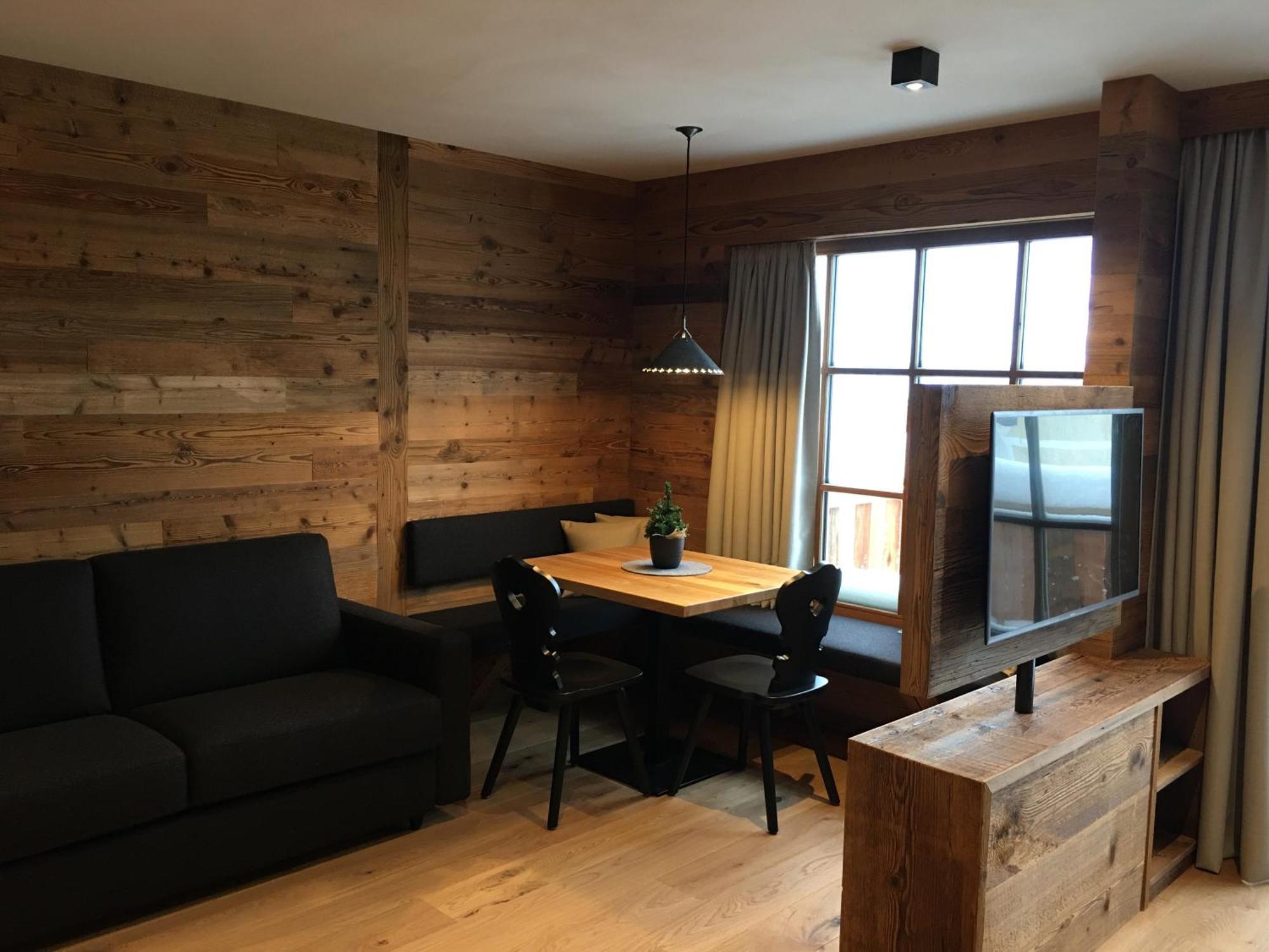 Appartements Innerkofler Mountain Home San Candido Ruang foto